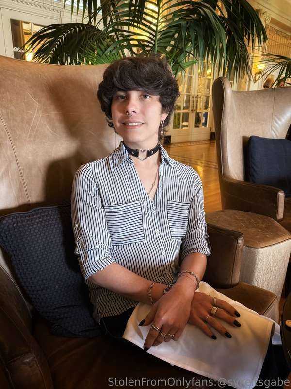 Idk if I ever posted this but I went to a fancy tea restaura..
