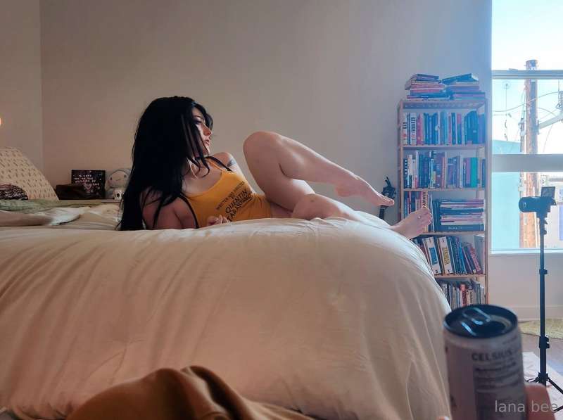 Pics while filming 💕 i love being a slut lol