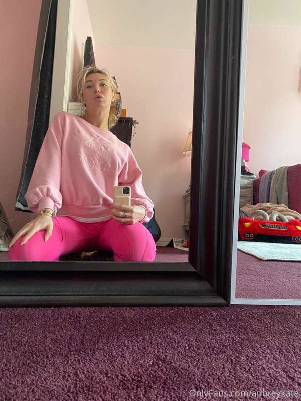 Happy Wednesday 💖