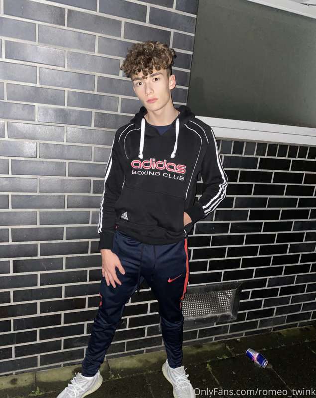 Romeo_Twink - Onlyfans - 06 Oct, 2020