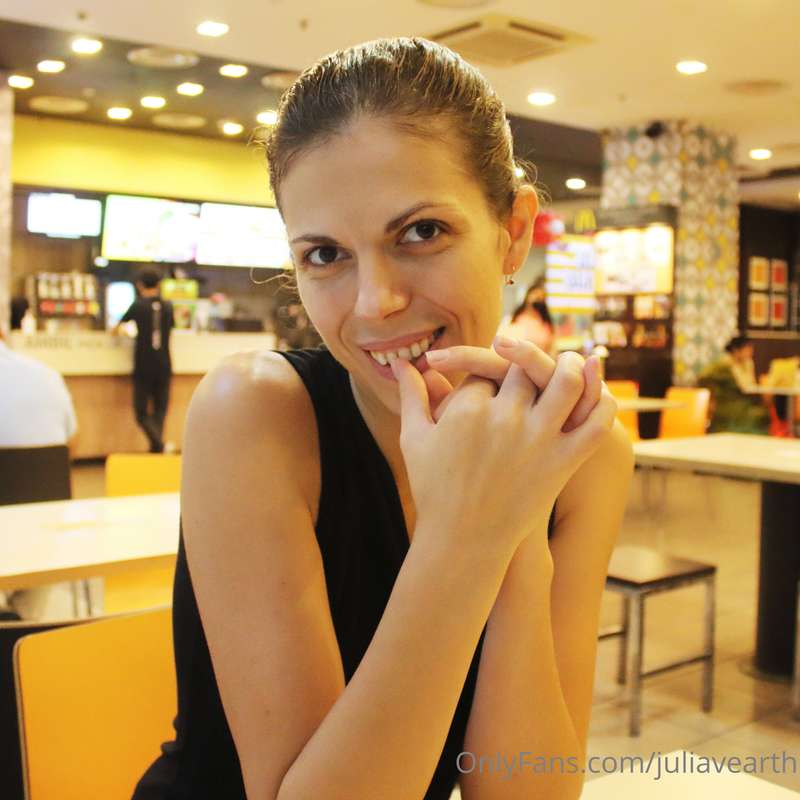 I am on my 38th Birthday :) 16th August 2022.  Who did not m.. 8
