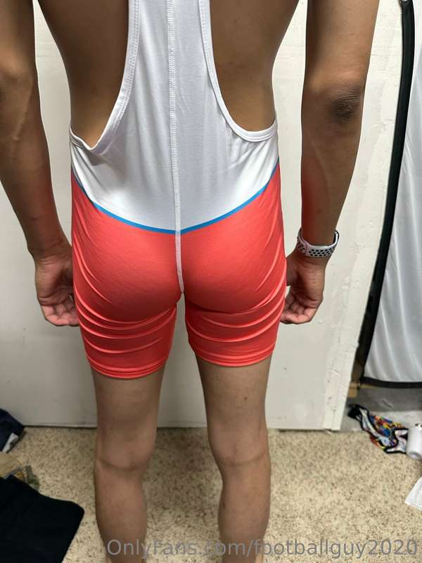 A NEW private - showing off a singlet!! 4