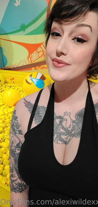 Alexiwildexxx - Onlyfans - 07 May, 2023