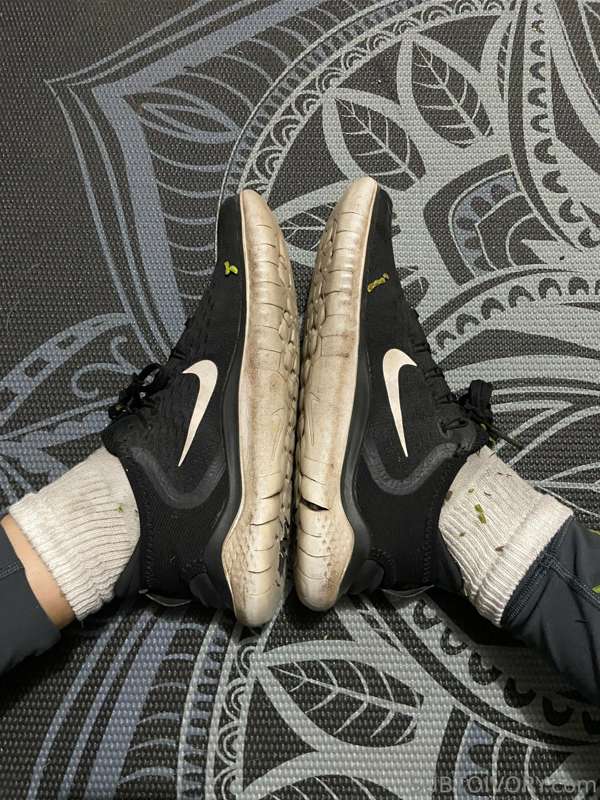 It’s crazy that no one has claimed these sneakers. One of my..