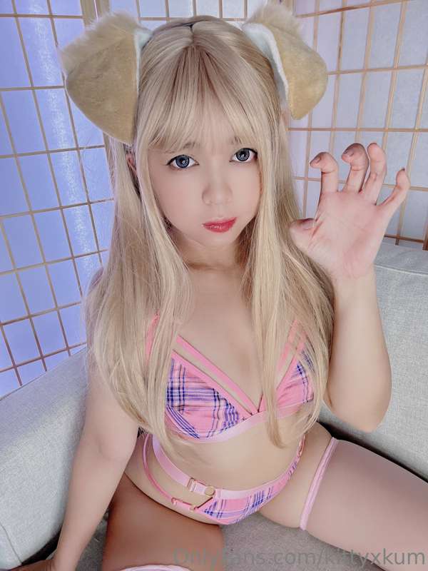 ≪ ° PART 1° ≫

beware! this puppy likes to bite, nibble, and.. 24