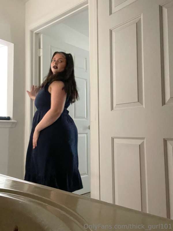 Thick_Gurl101 - Onlyfans - 22 Sep, 2024 18