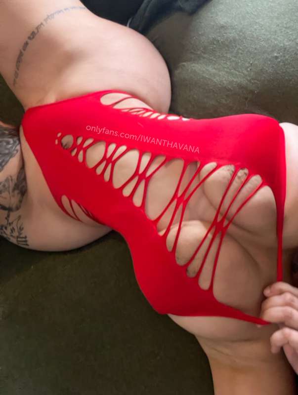 Come take it all off if you love me ♥️ 1
