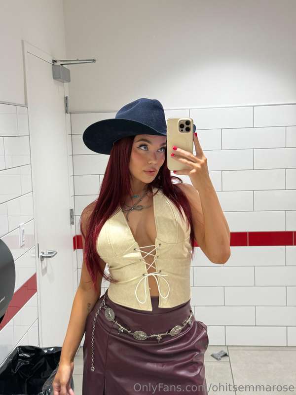 Giddy up babes 🤠 