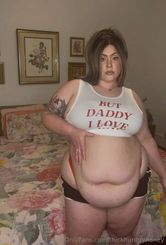 But daddy, I love how fat they’re making me 🥵🐽POV: My family.. 15
