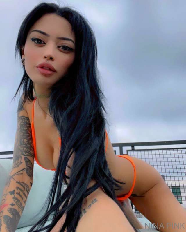 That got me 💦. I think I need you now😋😈
