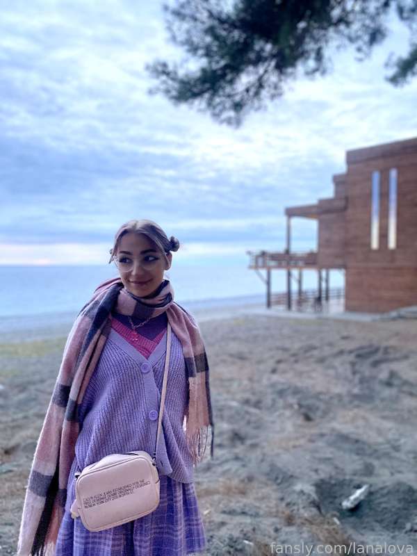 Lanalova - Fansly - 08 Nov, 2022 1
