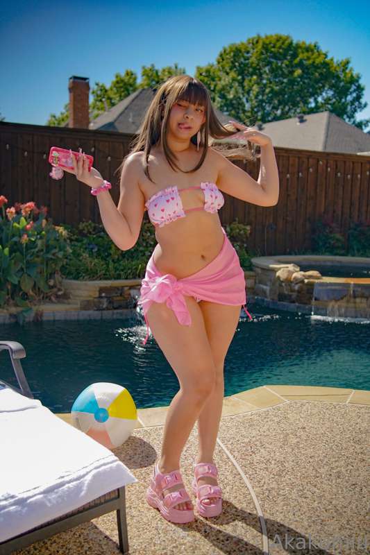For a bimbo it's summer all year! Would you like to be my su.. 8