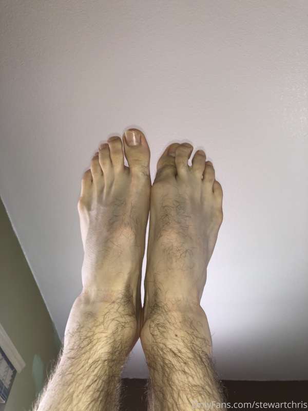 Let my feet jerk you off 🦶🏻 9