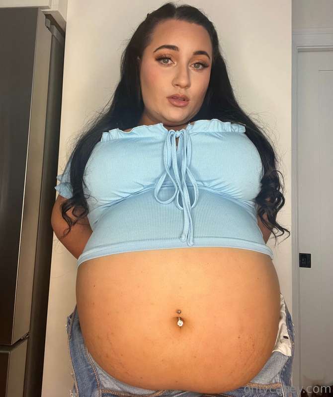 It’s okay, I have plenty of sweats I can wear anyway 🤰🏻😅 2