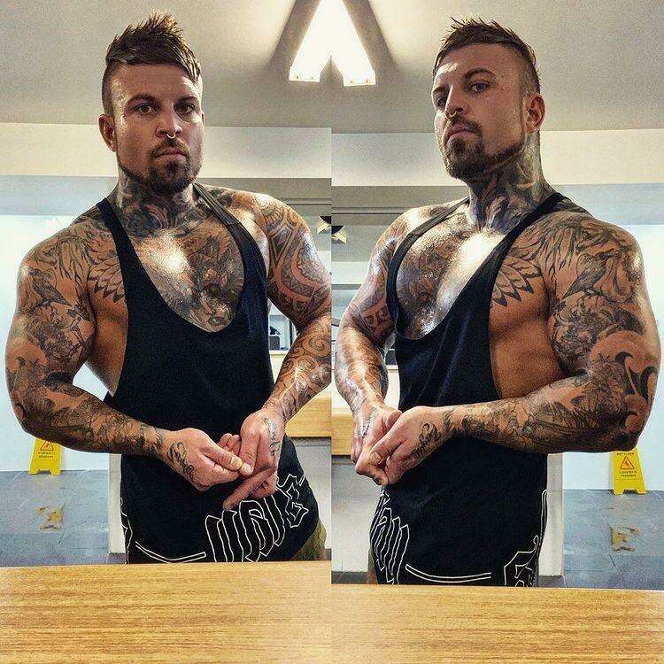 Checkout this inked tank @vanityuncut 💪🇦🇺
https://onlyfans.c..