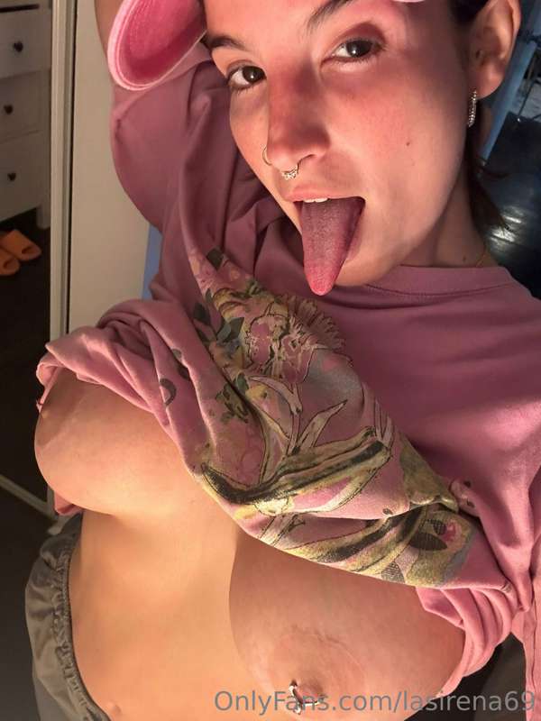 Back from class. I'm going through messages now xx