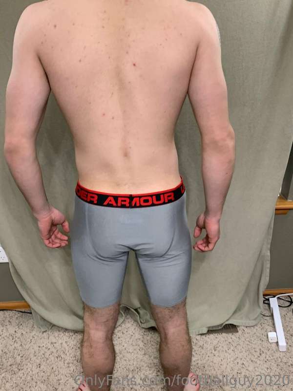 More undies pics from a photo shoot a while back - enjoy. Ca.. 6