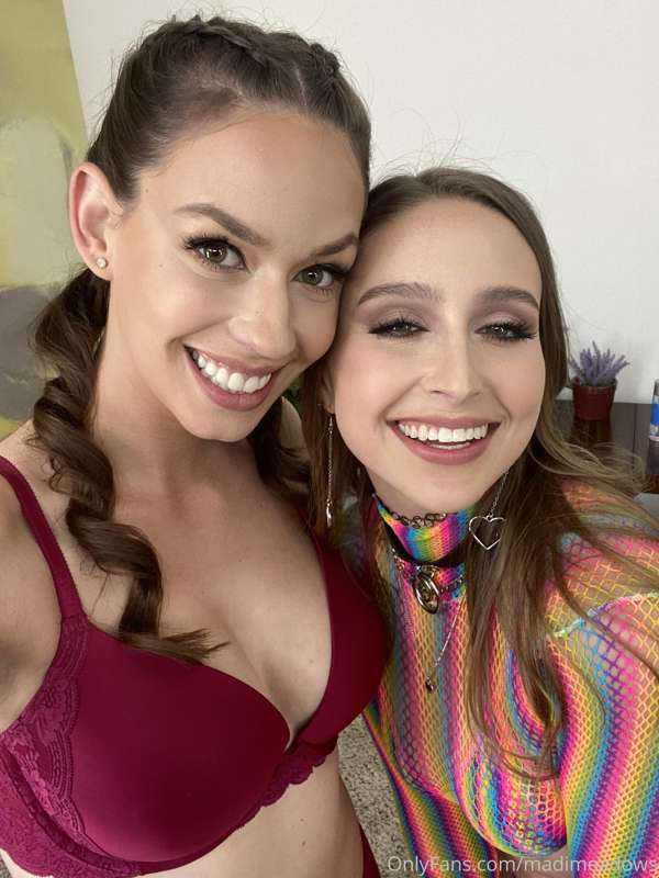 Did a cam show w @laneygrl today! We have amazing chemistry ..