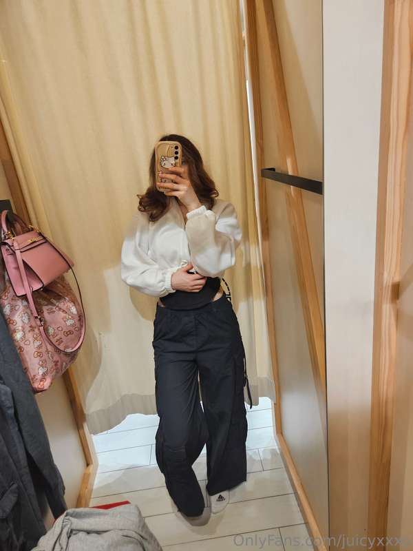 I'm not getting the hype of wide pants 🥲 Or mby I just haven..