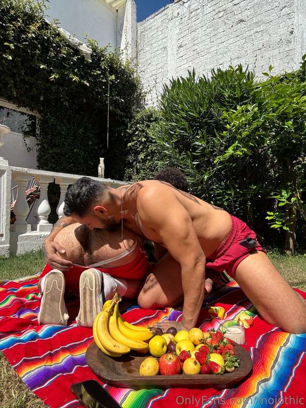 @osirisorozco10 ate my sweet pussy so good… if there’s pictu.. 2