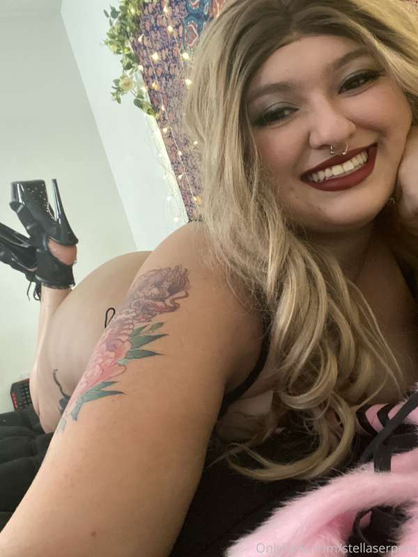 Tell me handsome🥵 you going to take me from behind😈 fuck me ..