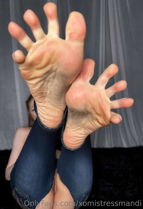 Why bother taking my pants off? These ones have easy access .. 1