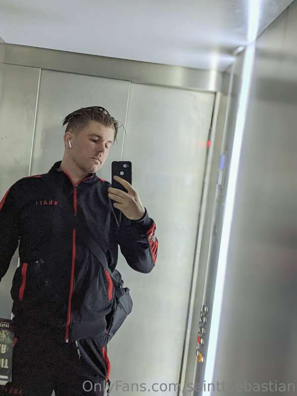 Just another lil trailer + me omw to boxing gym 💅🥇🥊🥋