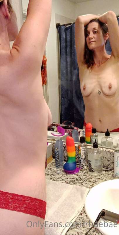 Going LIVE this morning. No PPV, just cum join the fun! Taki..