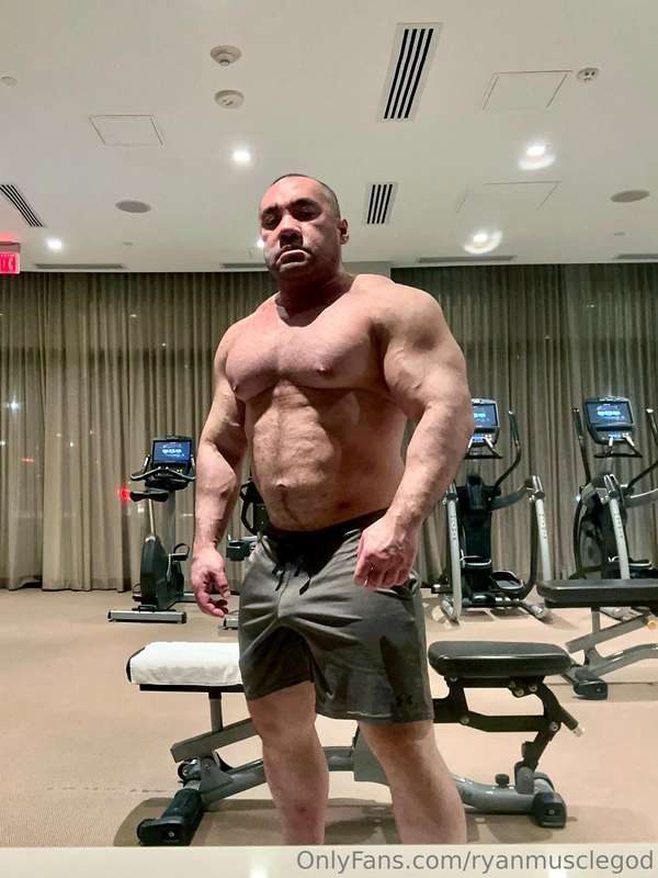 Ryanmusclegod - Onlyfans - 06 Oct, 2024