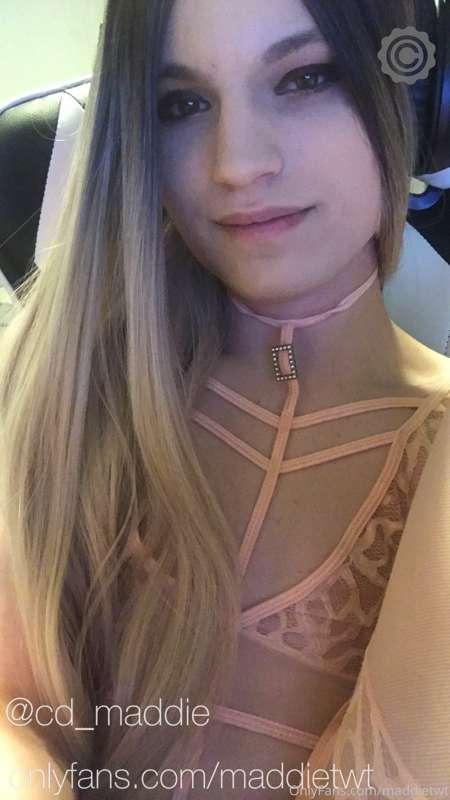 I was on chaturbait with this outfit on! Make sure u stop by.. 2