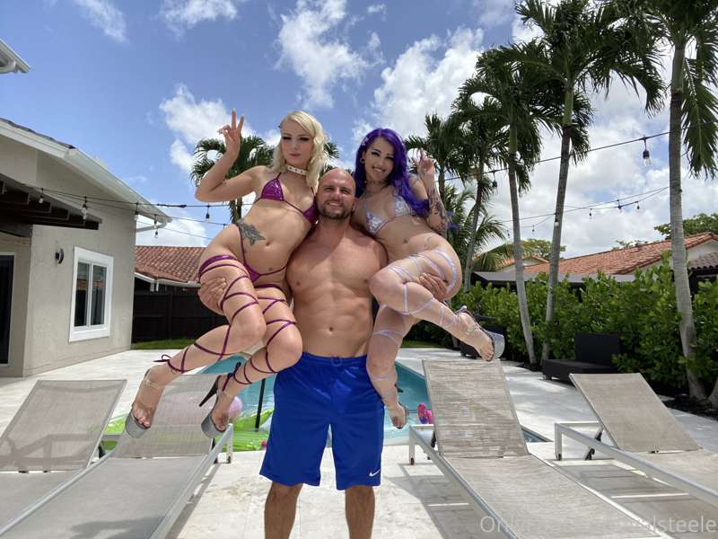 COMING SOON———
two scenes with @alicepinksworld  and @jmac18..