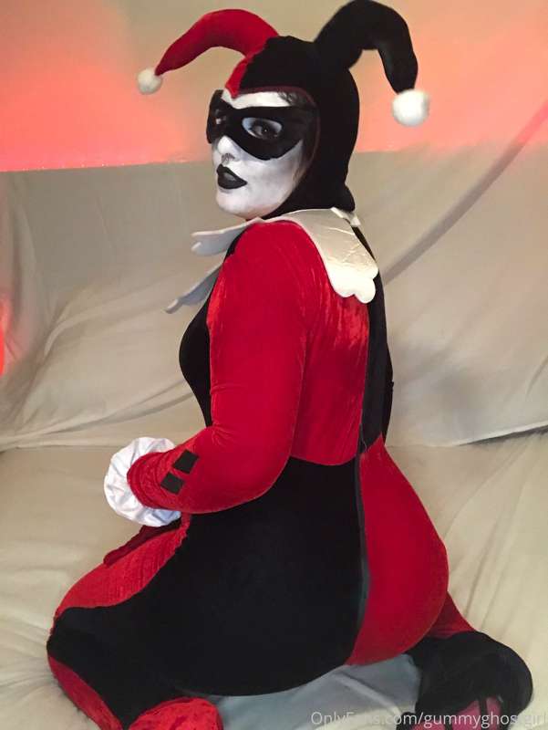 Like what you see Puddin’? ❤️🖤 26