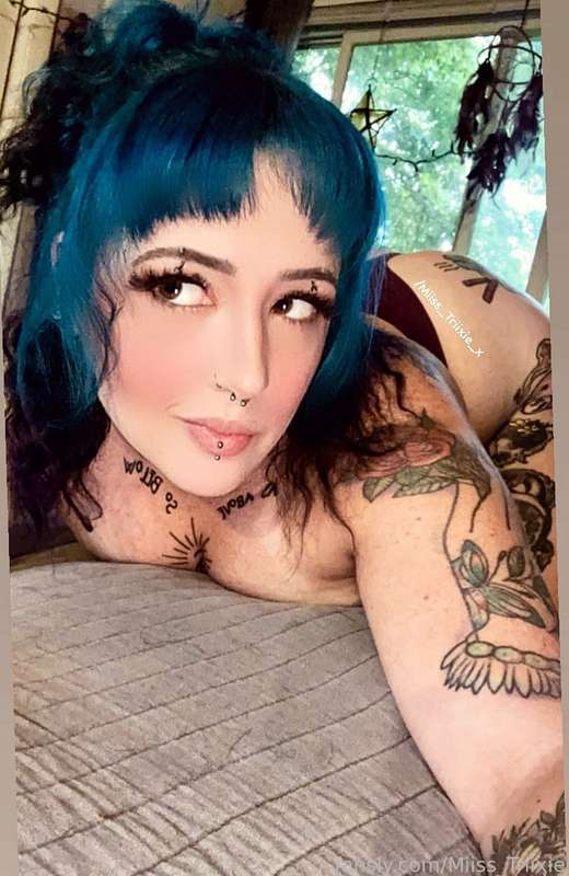 Miiss_Triixie - Fansly - 23 Jul, 2024