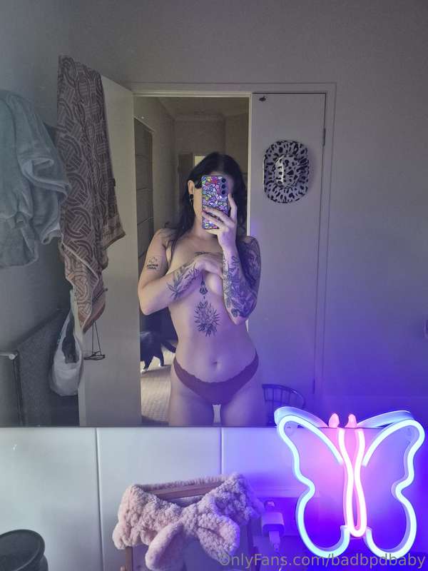 😘