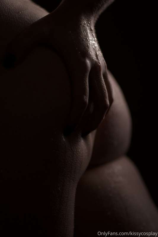 I’m still in love with these photos, also hi new people! Wel.. 7