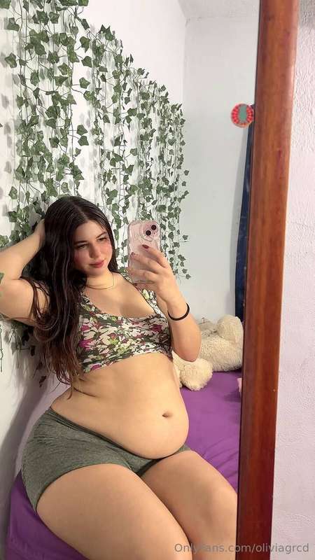 I’m not just curvy… I’m comforting. The kind of girl you day..