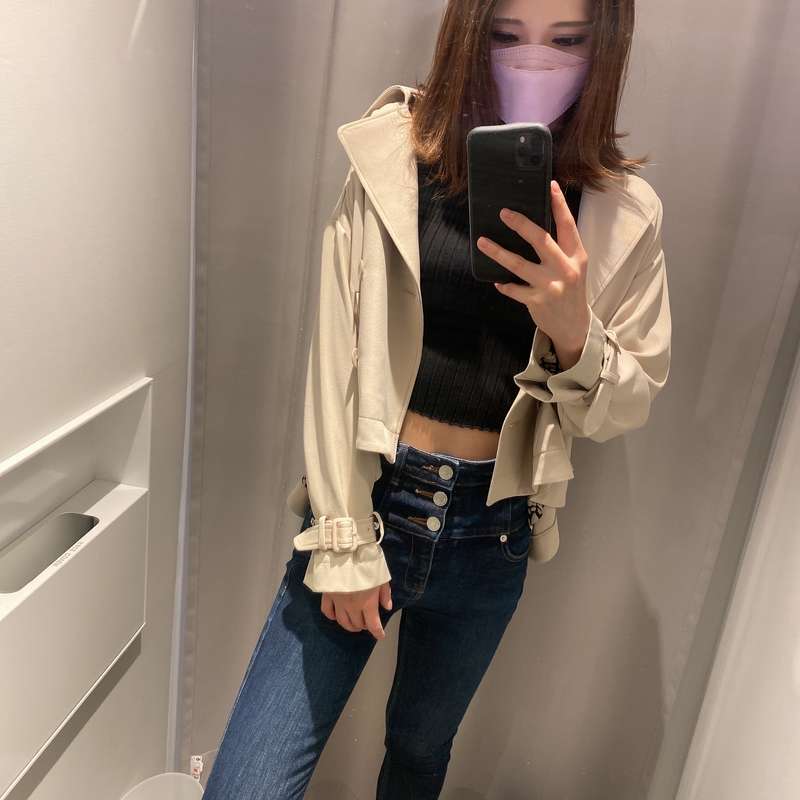 季節の変わり目、女あるある。

「服がねぇえぇぇ！！」

ってことでGYDAきた。

3