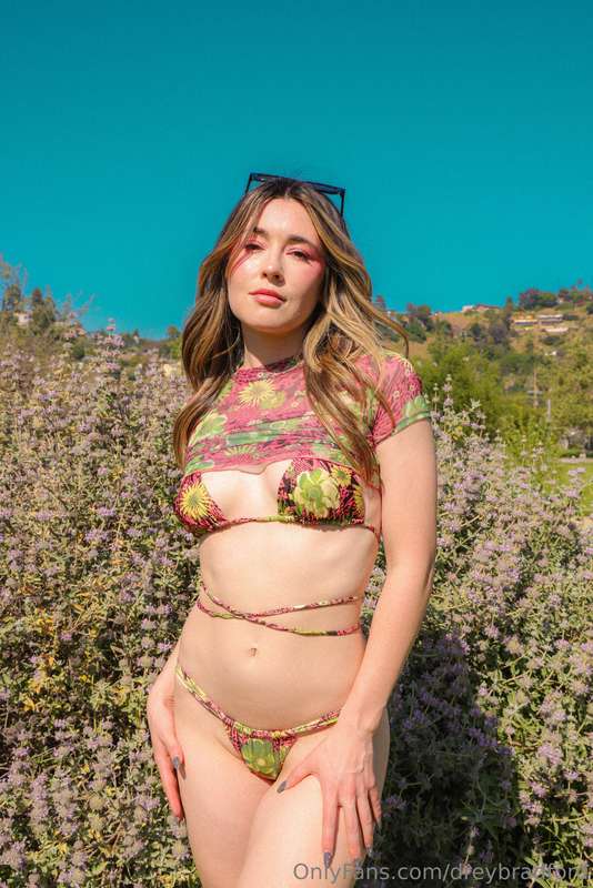 CLOSET CLEAN OUT! Selling this bikini and more on my Poshmar..