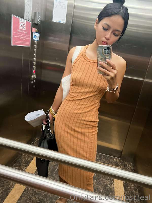 **Daddy, did you know I make JOI?** 🍆 👅