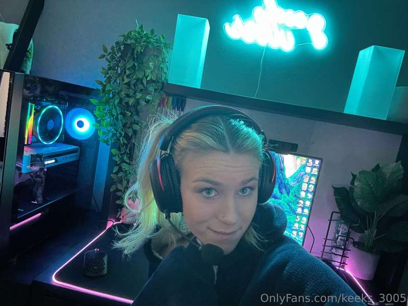 Sundays are for gaming 🤓🕹️
