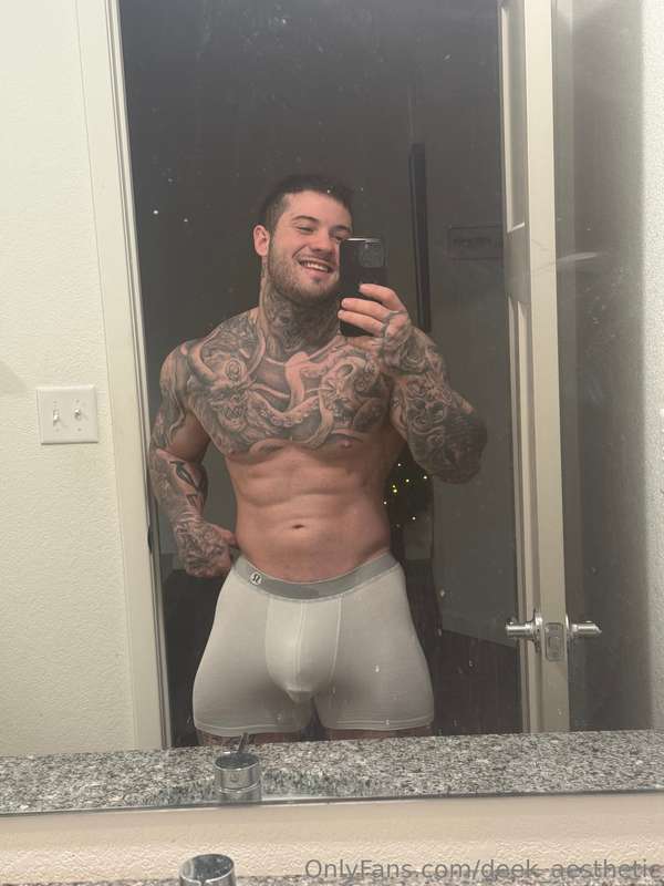 Deek_Aesthetic - Onlyfans - 25 Mar, 2025 3