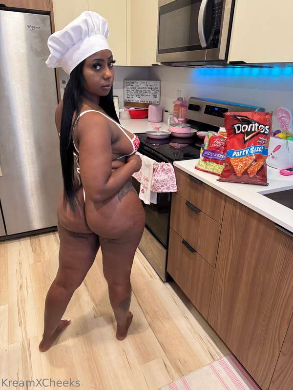 Can I cook 🧑‍🍳 for you daddy? 3