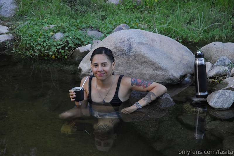 summer in the river 😍