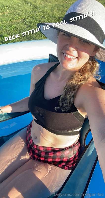 Missing my hot girl summer days 🥵☀️ #foreverpregnant 1