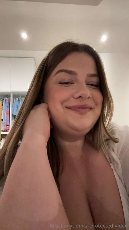I love my little round face 4