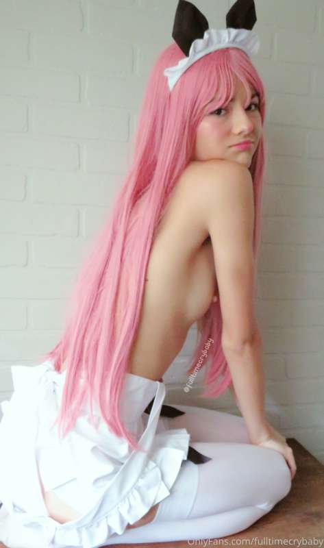 comment ur favorite color :3 mine is pink, duh! 3