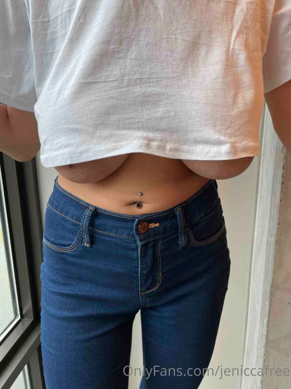 Jeniccafree - Onlyfans - 01 Mar, 2022