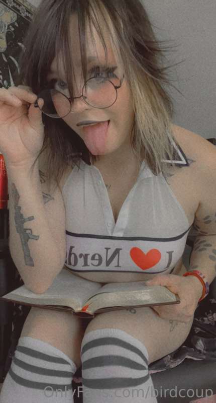 Can I read my favorite book to you? 📖😘 1