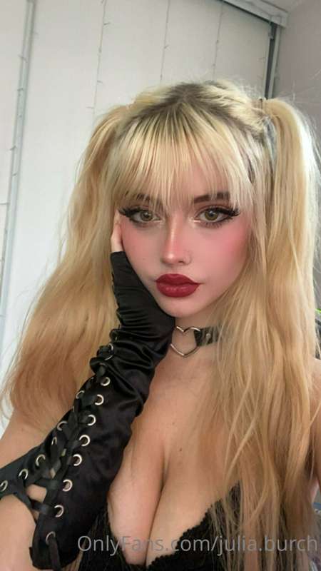 Hiii 🖤 Say it back
