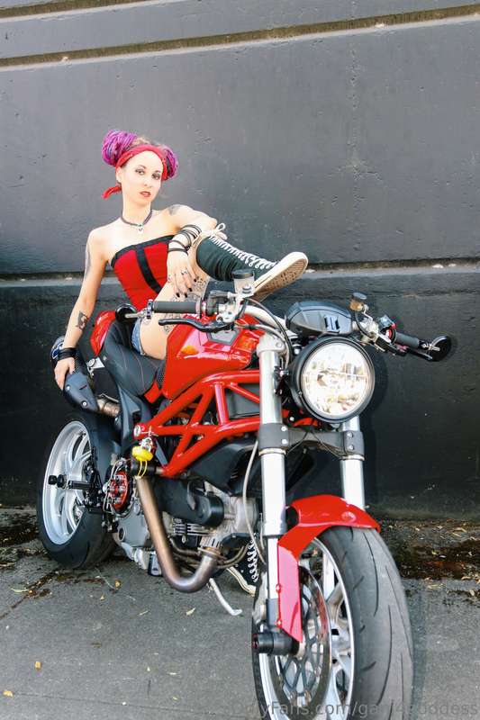 Ganj4Goddess - Onlyfans - 20 Jul, 2024 2